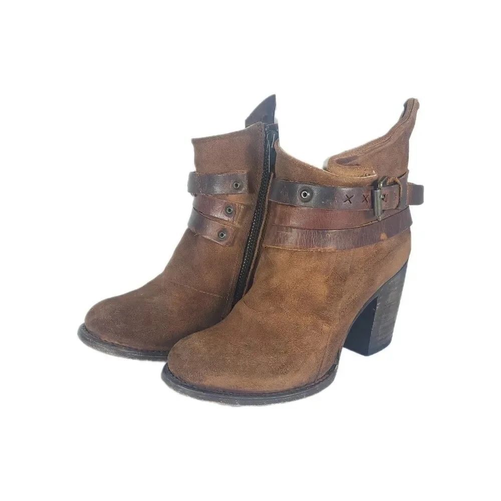 Freebird By Steven Women's Blaze US6M Distressed Brown Suede Biker Booties Boots